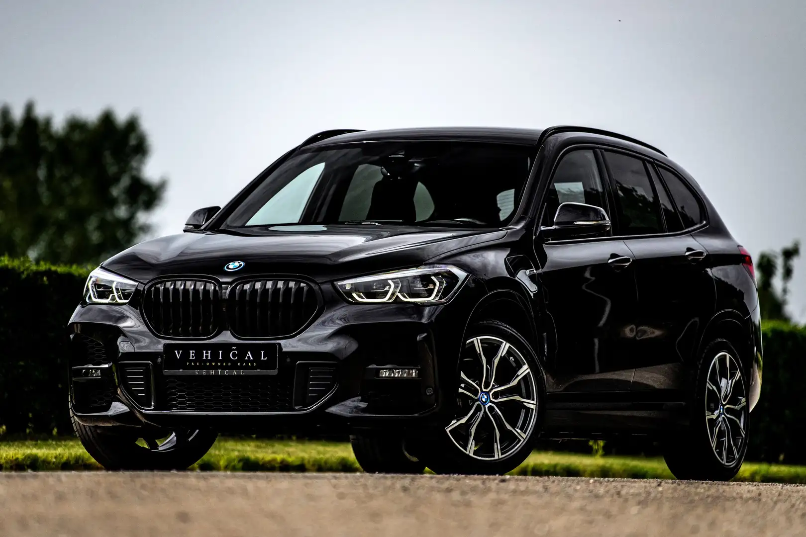 BMW X1 xDrive25e M Sport | CAMERA | HEAD UP | ACC | DAB Noir - 1