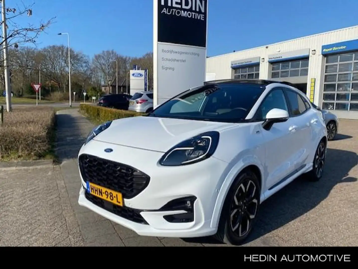 Ford Puma 1.0 EcoBoost Hybrid ST-Line X Weiß - 1