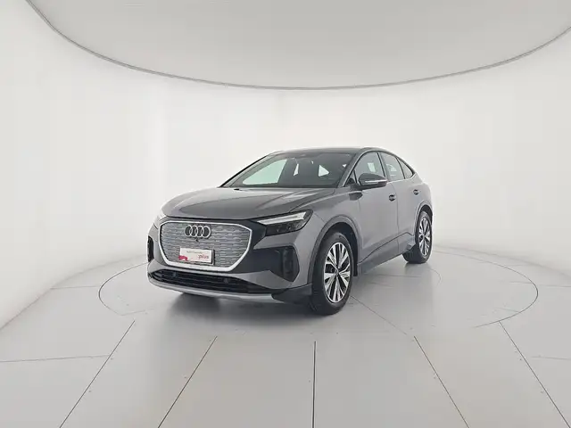 Audi Q4 E-Tron main image