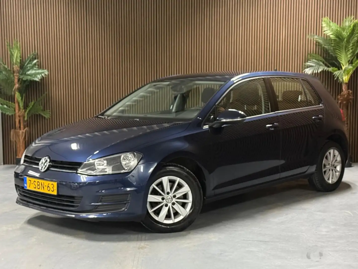 Volkswagen Golf 1.2 TSI Comfortline Blau - 1