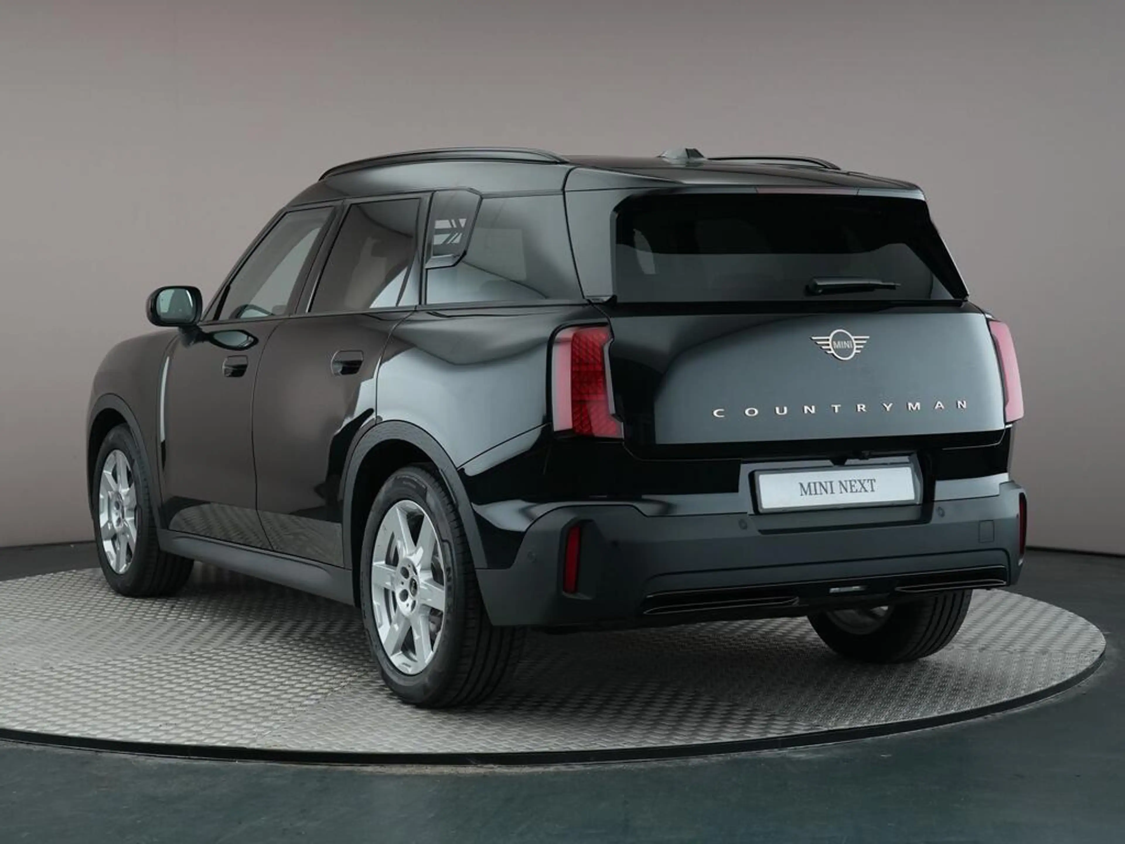 MINI Countryman E | Pakket M Plus + Classic Uitvoering — photo 9