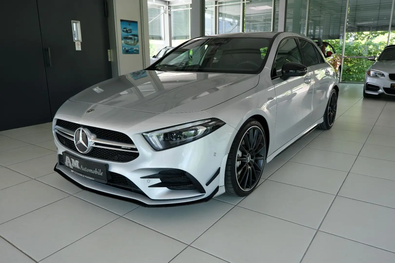 Mercedes-Benz A 35 AMG 4Matic PerformanceSitze Aero-Paket DE Silver - 1