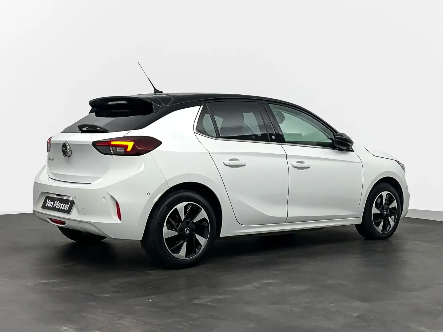 Opel Corsa-e Elegance 50 kWh NAVI | Apple CAR Play | Camera | B Wit - 2