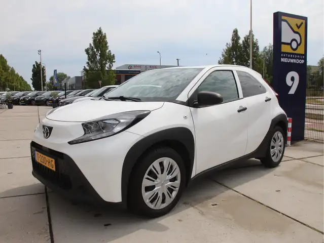 Toyota Aygo X 1.0 VVT-i Lane Assist, Carplay, Airco, NL-Auto, Cr