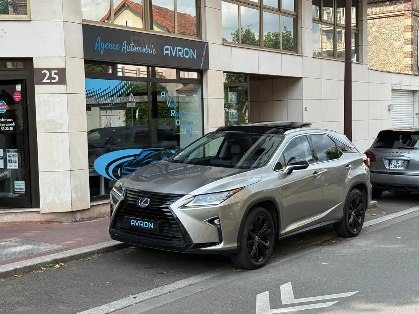 Lexus RX 450h IV 450H 313 cv 4WD LUXE Gris - 1
