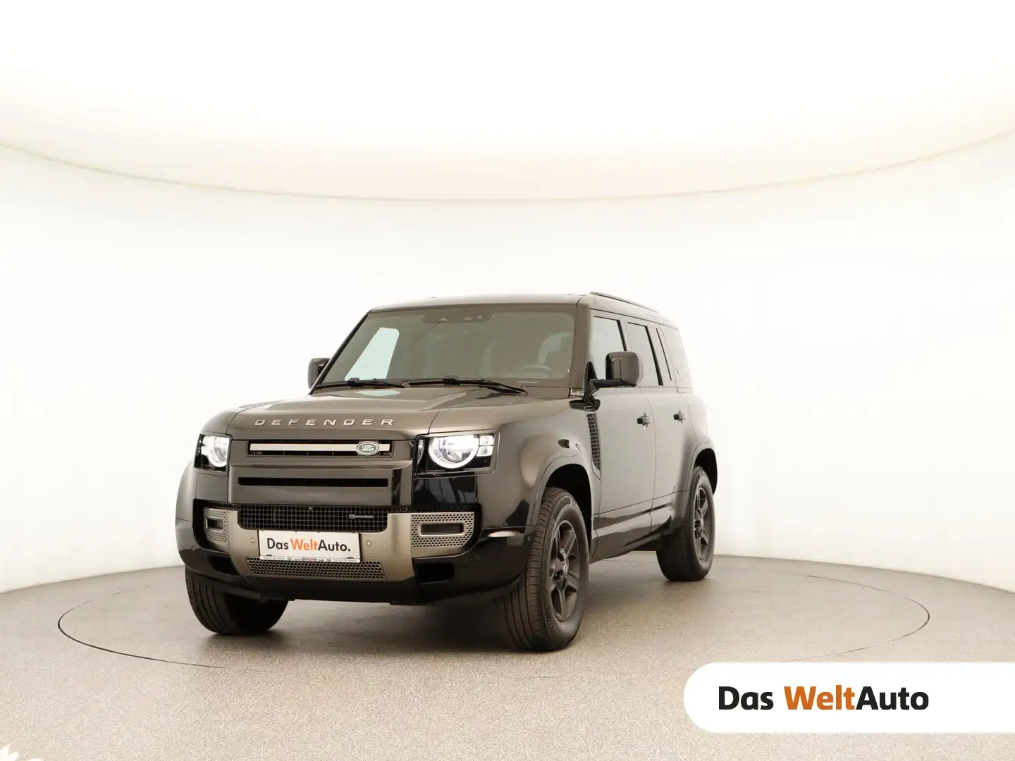 Land Rover Defender 110 D200 AWD X-Dynamic S Aut. Schwarz - 1