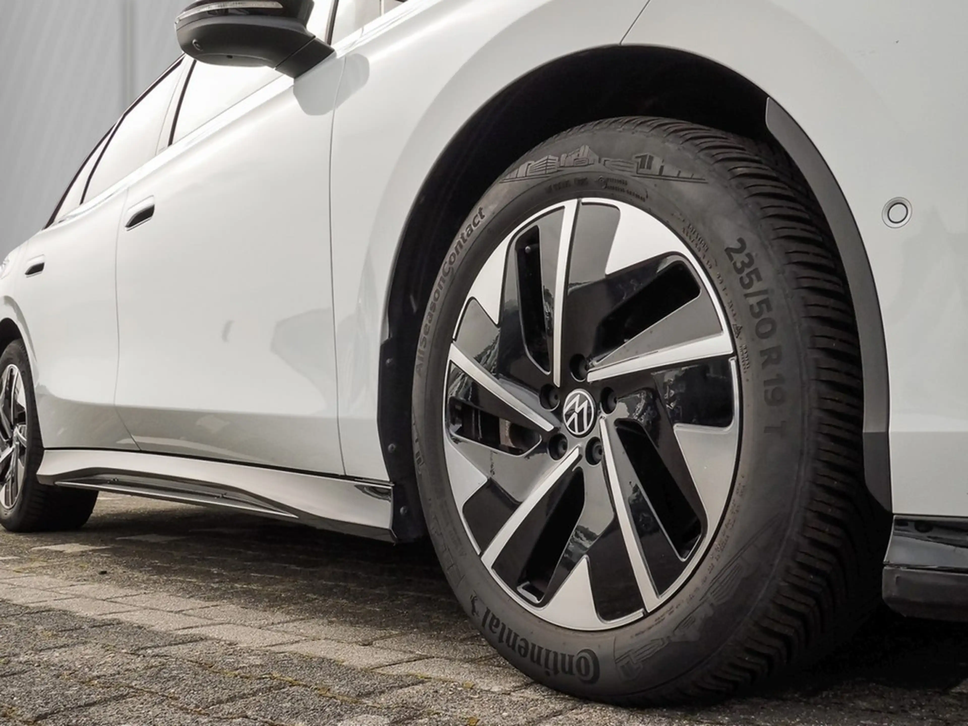 Volkswagen ID.7 Tourer Pro 210 kW 19" ACC AHK Navi SHZ 360° — photo 5