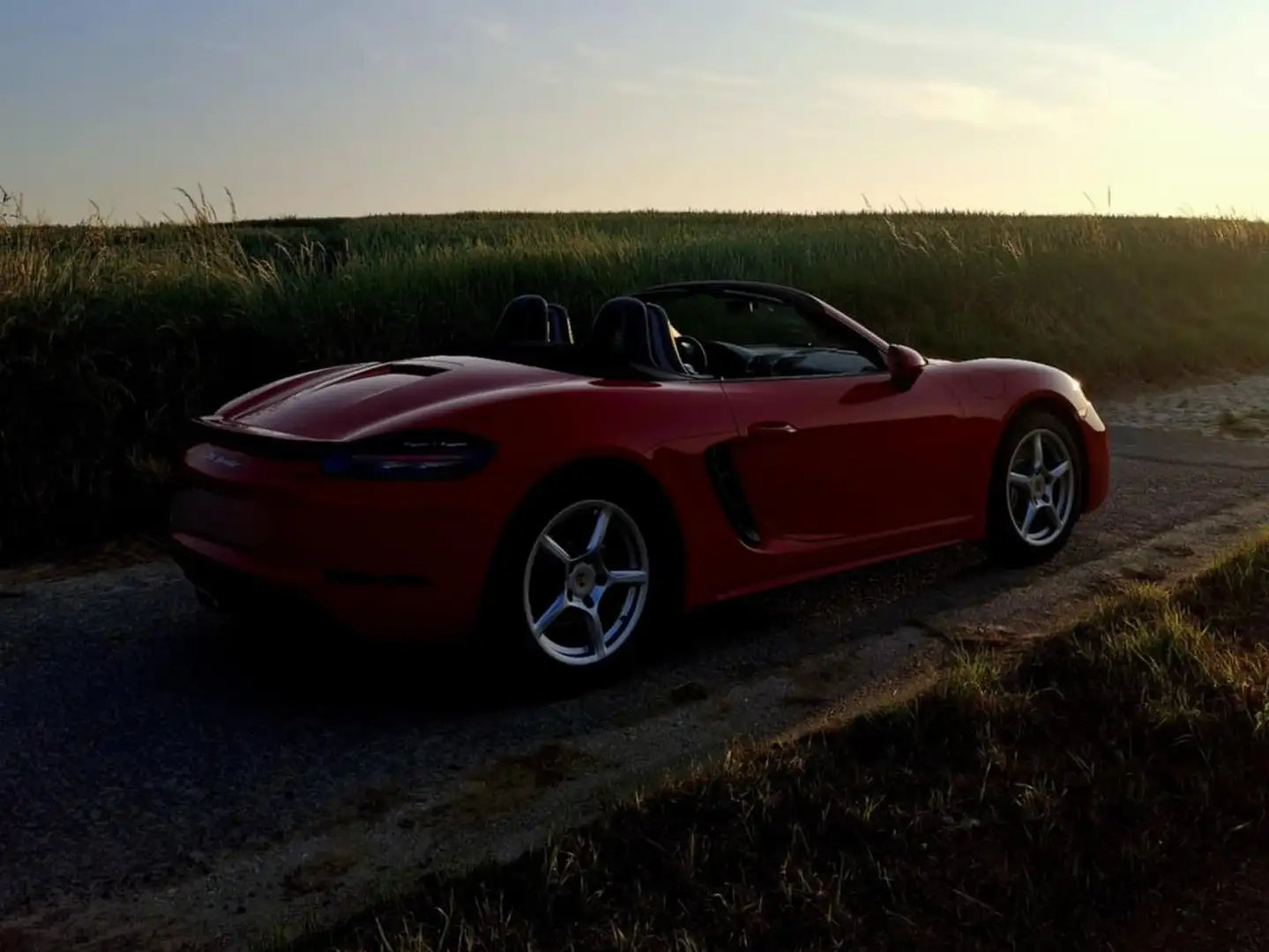 Porsche 718 Boxster Rood - 2