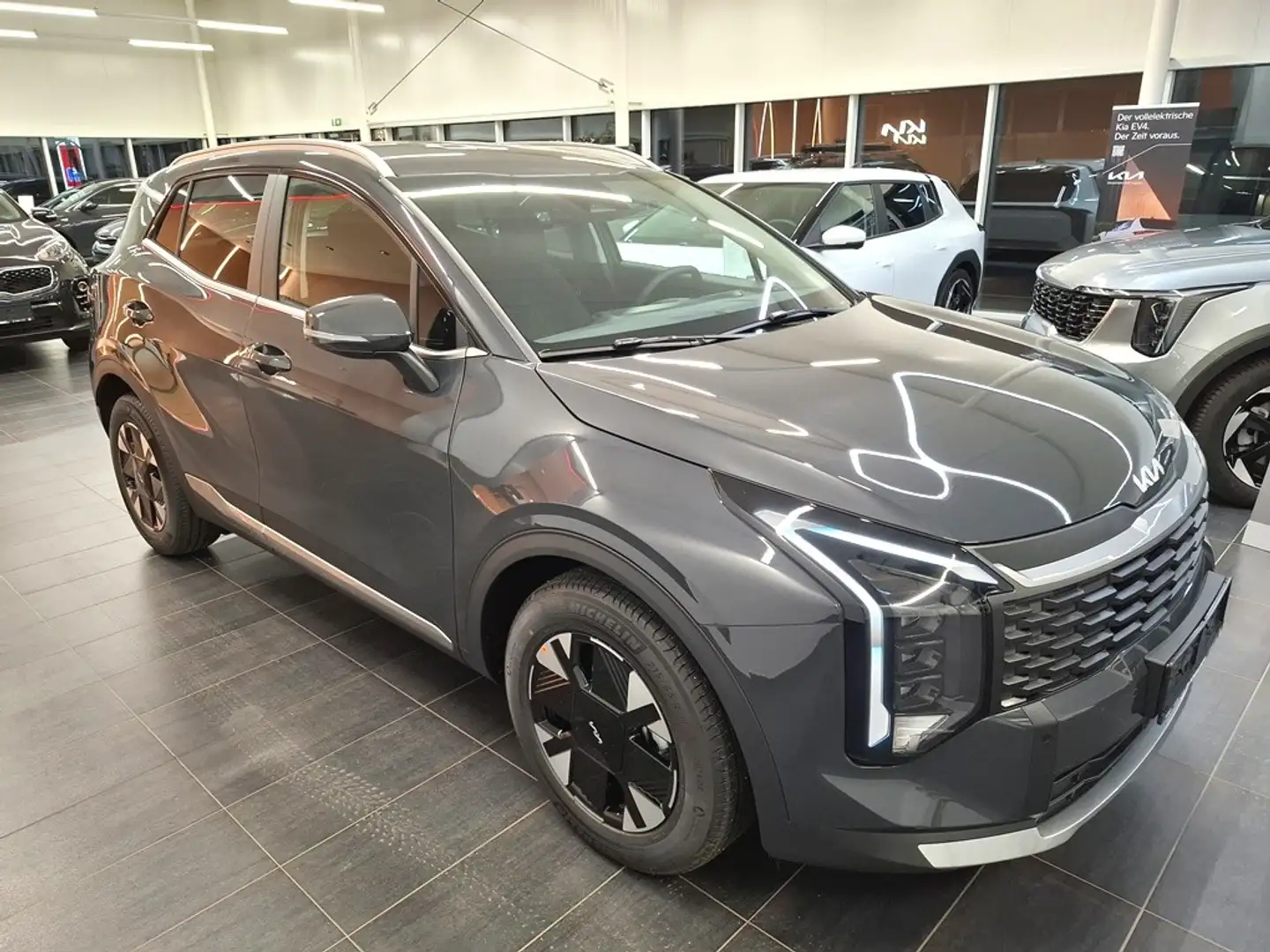Kia Sportage 1,6 TGDI Silber Grau - 2