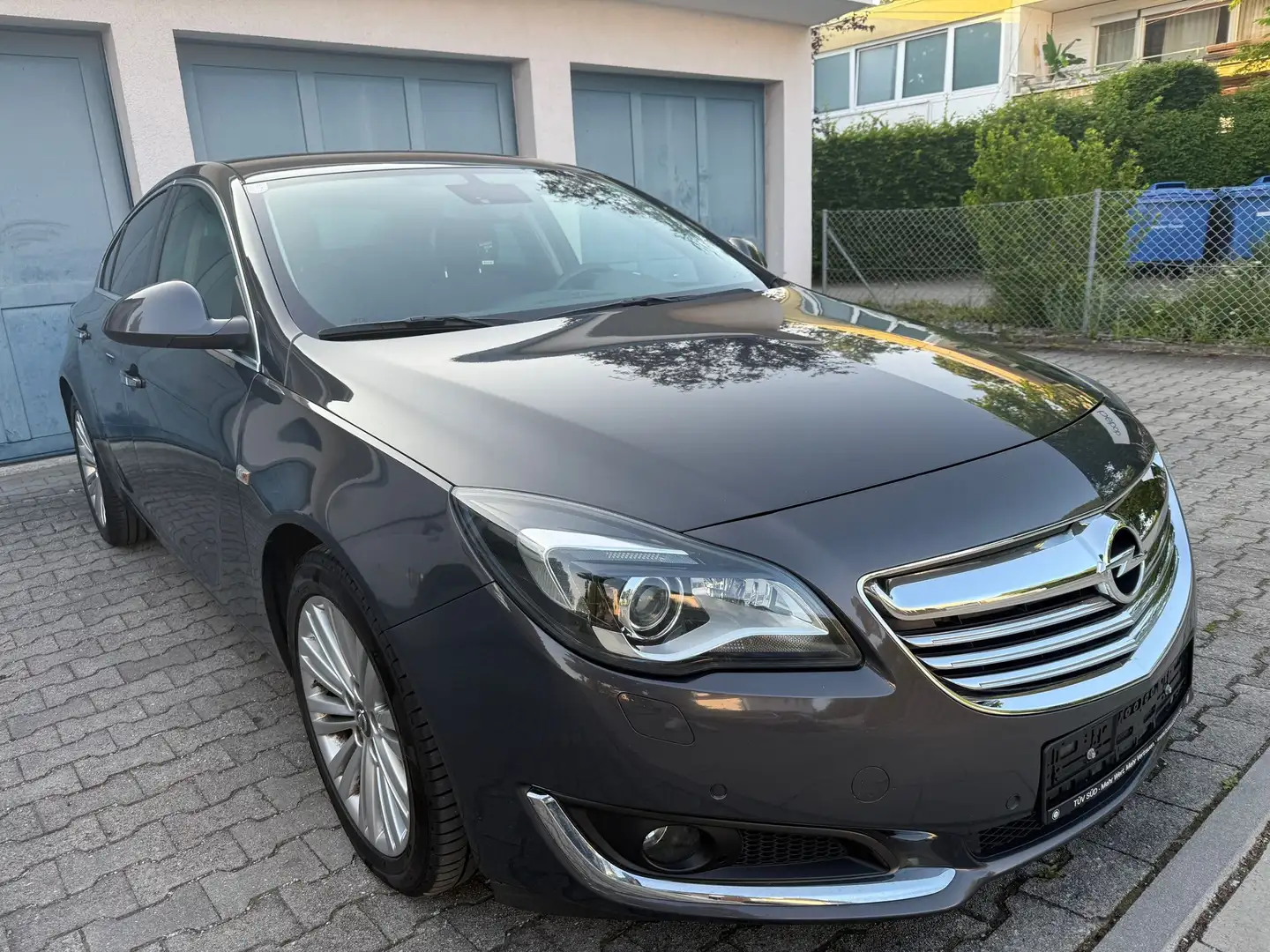 Opel Insignia 2.0 CDTI ecoFLEX XENON-LED-NAVI-LEDER Grau - 2