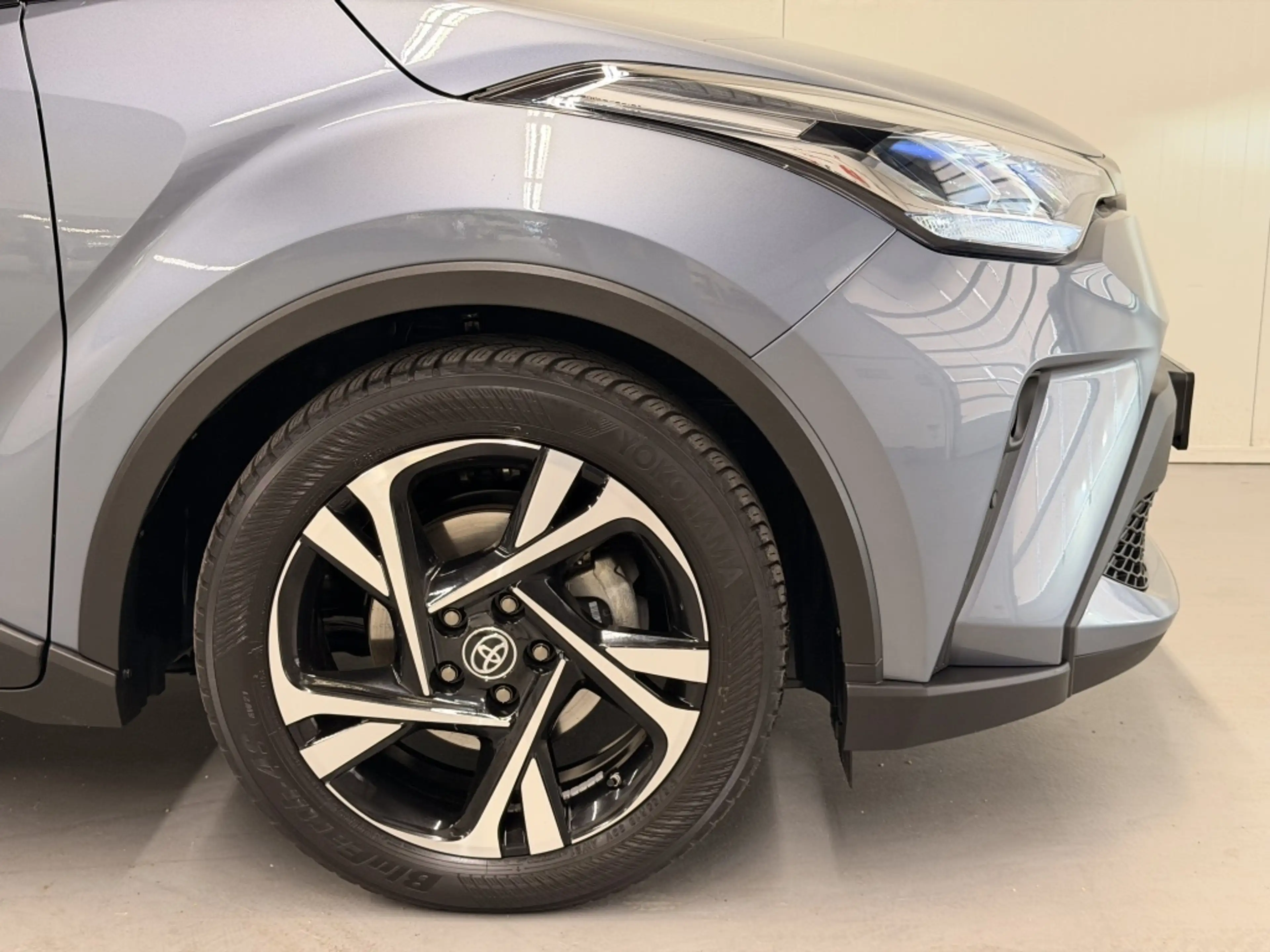 Toyota C-HR 1.8 Hybrid Dynamic | camera | Navigatie | — photo 10