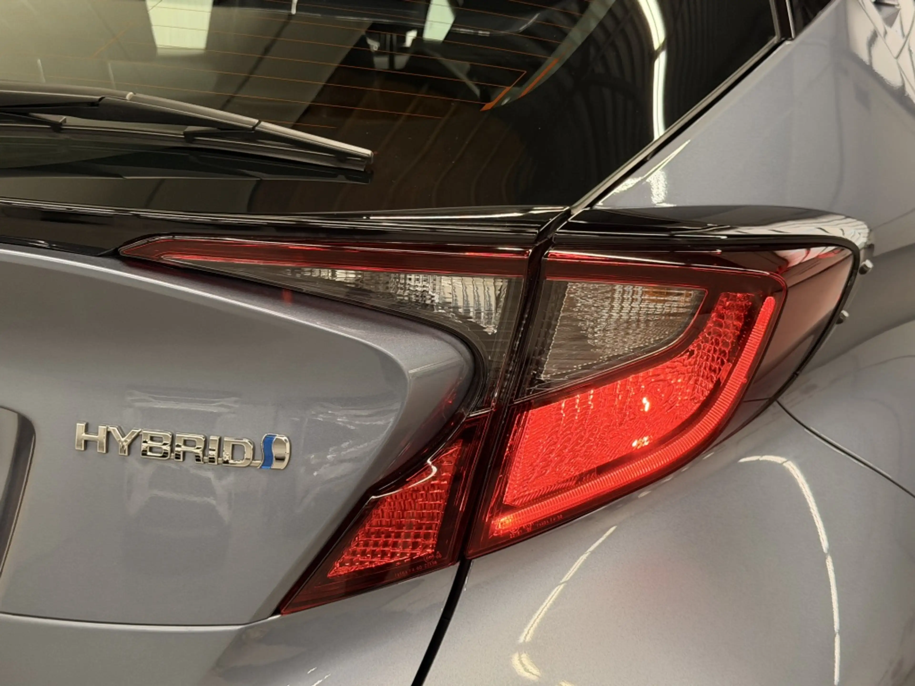 Toyota C-HR 1.8 Hybrid Dynamic | camera | Navigatie | — photo 13