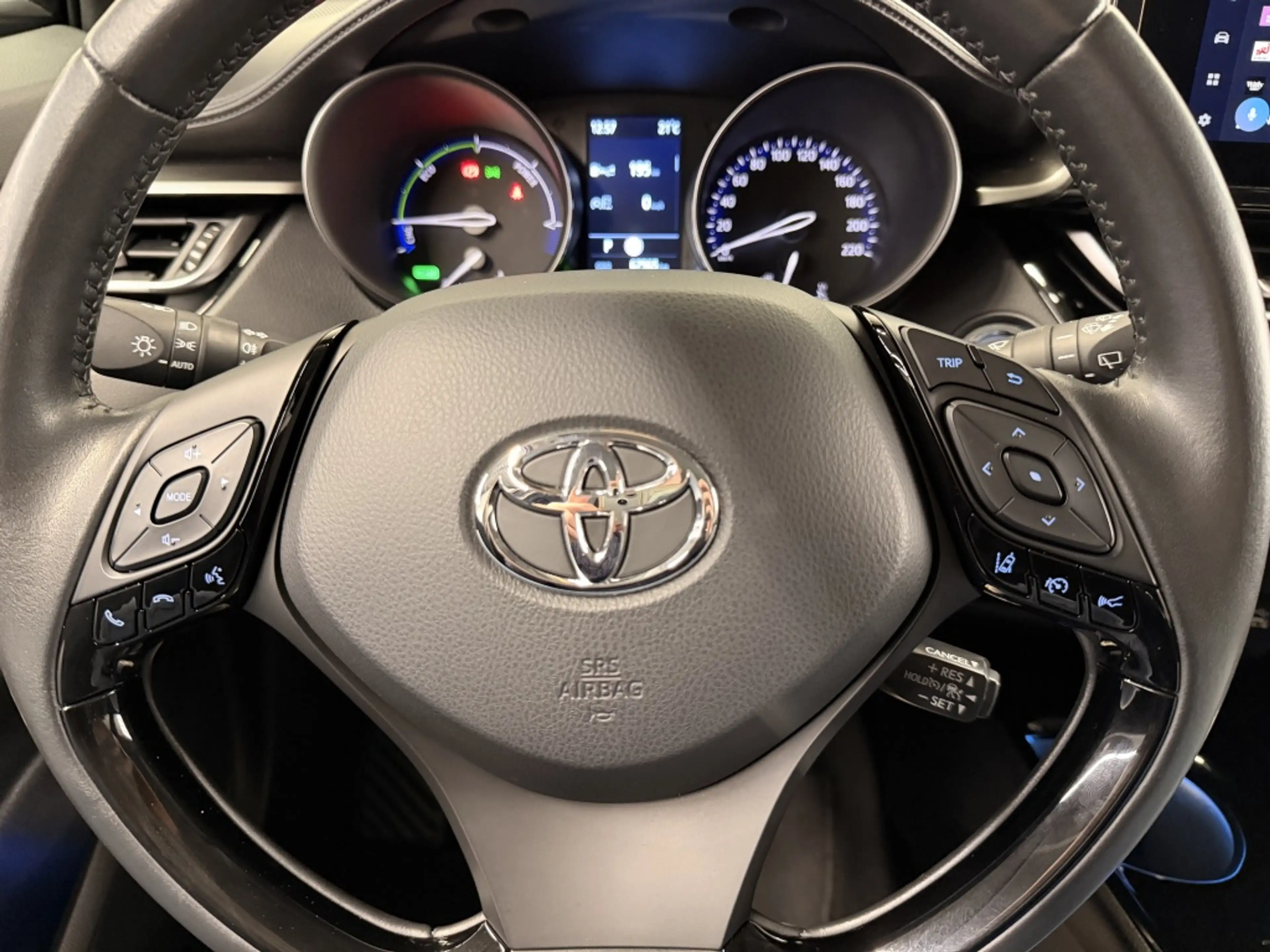 Toyota C-HR 1.8 Hybrid Dynamic | camera | Navigatie | — photo 27