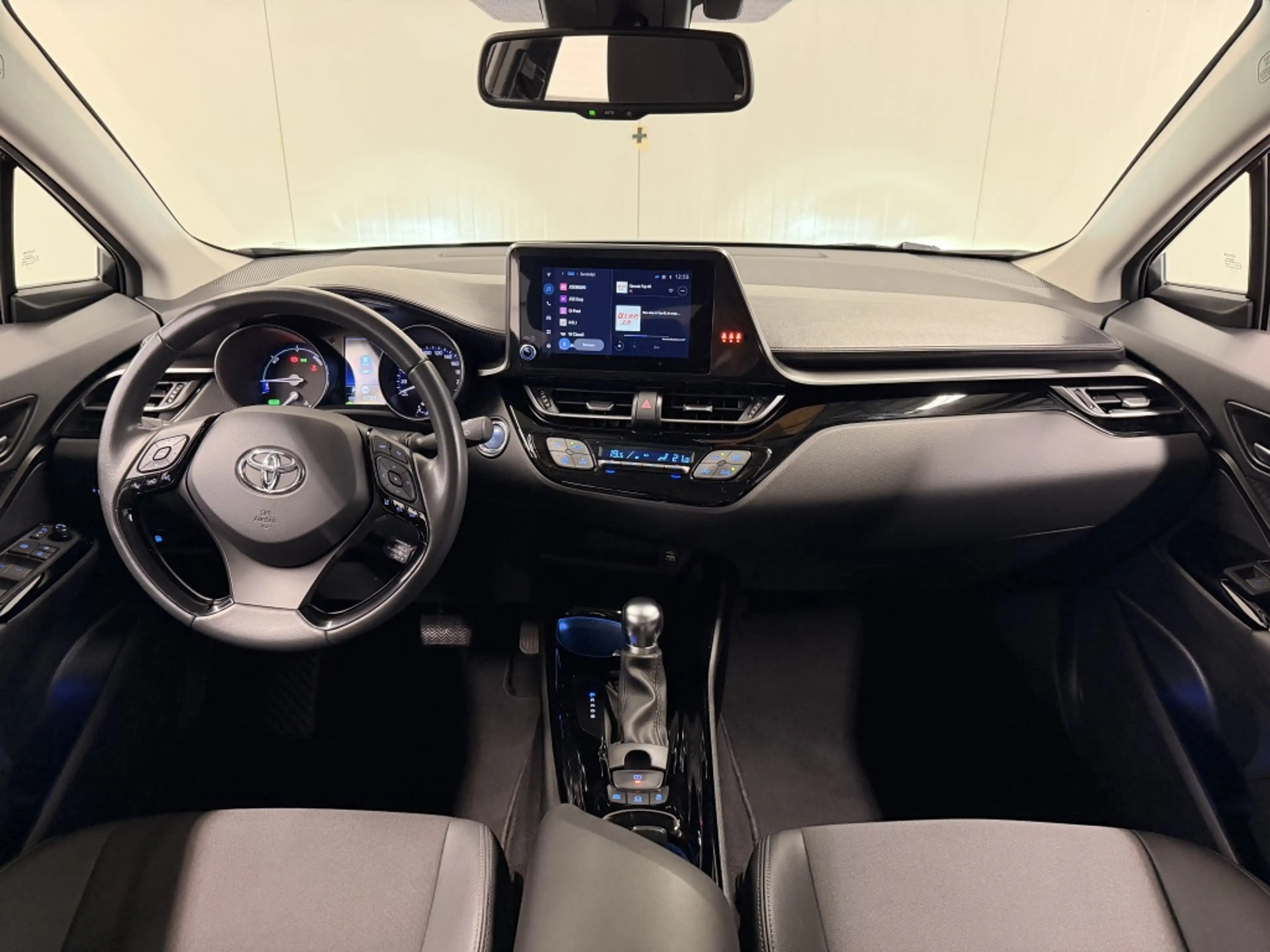 Toyota C-HR 1.8 Hybrid Dynamic | camera | Navigatie | — photo 3