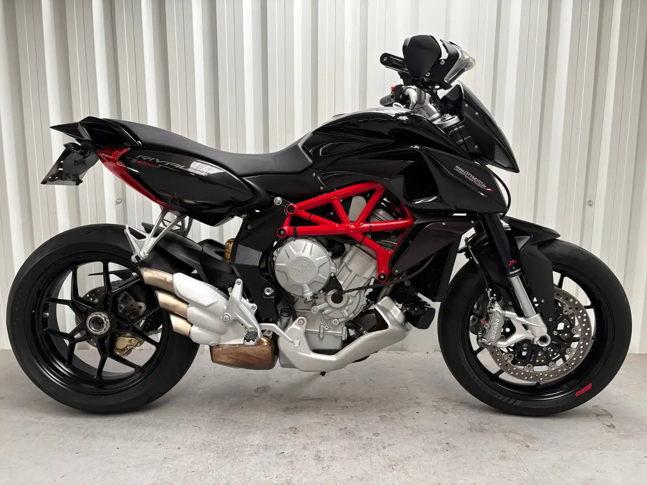 MV Agusta Rivale 800