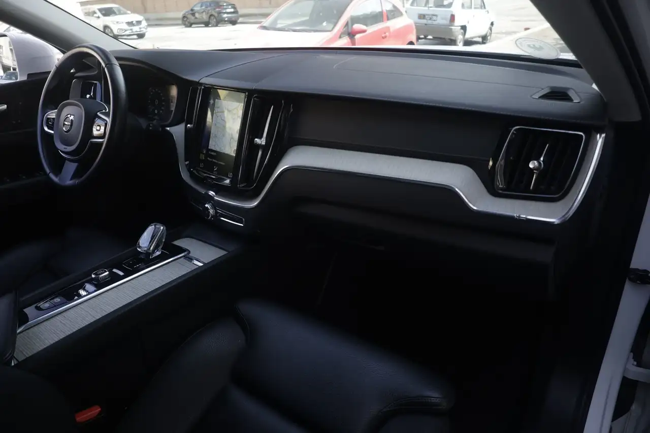 Volvo XC60 D4 AWD Geartronic Inscription Unicoproprietario, миниатюра 8