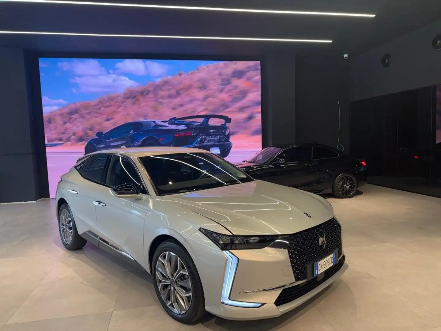 DS Automobiles DS 4 PureTech 130 aut. Trocadero Grigio - 1