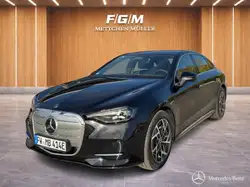 Mercedes-Benz C 400 4M AVANTGARDE+PANO+DISTR+KEYG+MEM+BURMESTE Navi/Pano. Dach/Distronic/KEYLESS GO mit flächenbündigen Türgriffen/Klima
