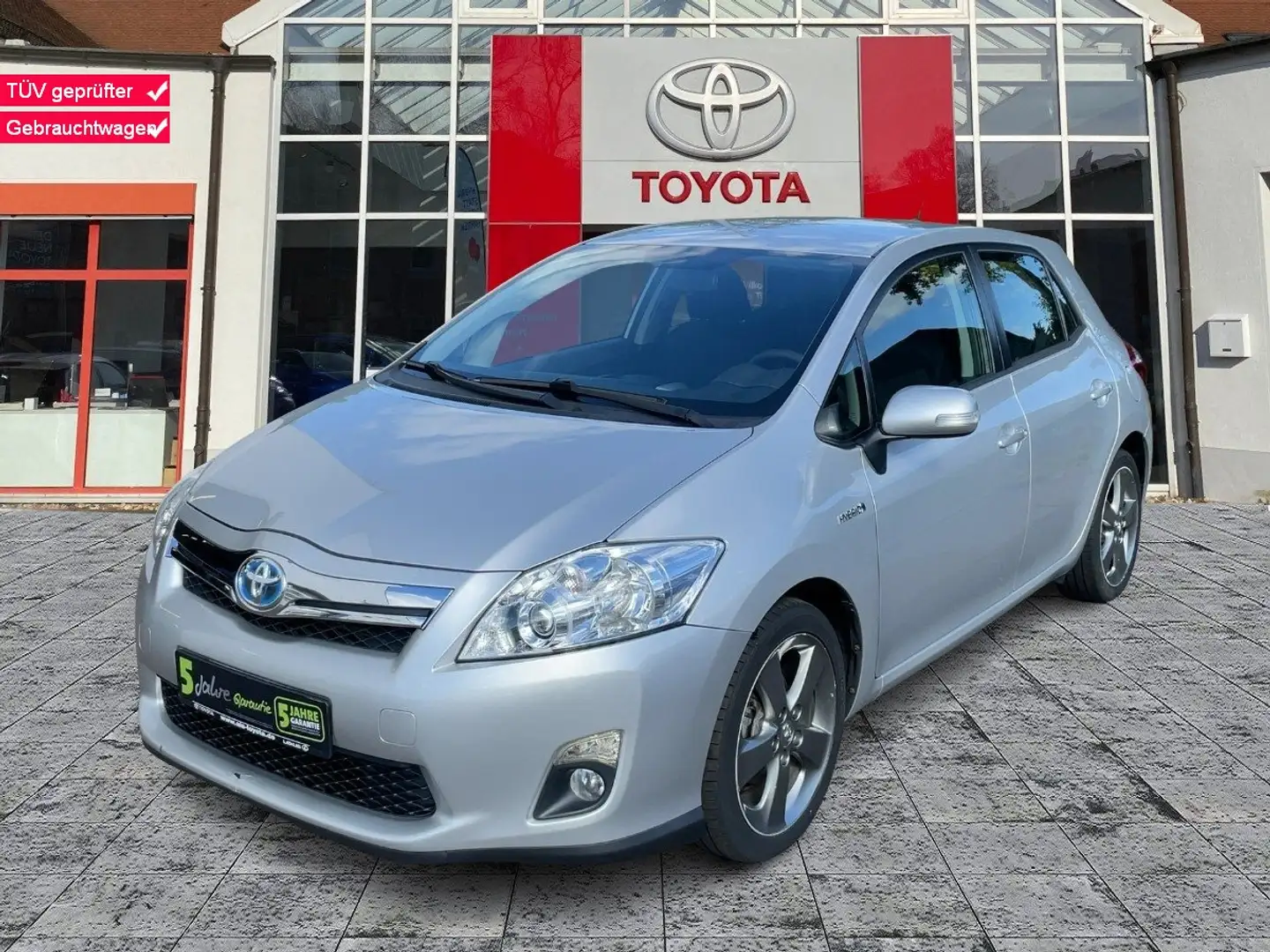 Toyota Auris 1.8 Travel Navi+KlimaA+LM+Facelift Plateado - 1