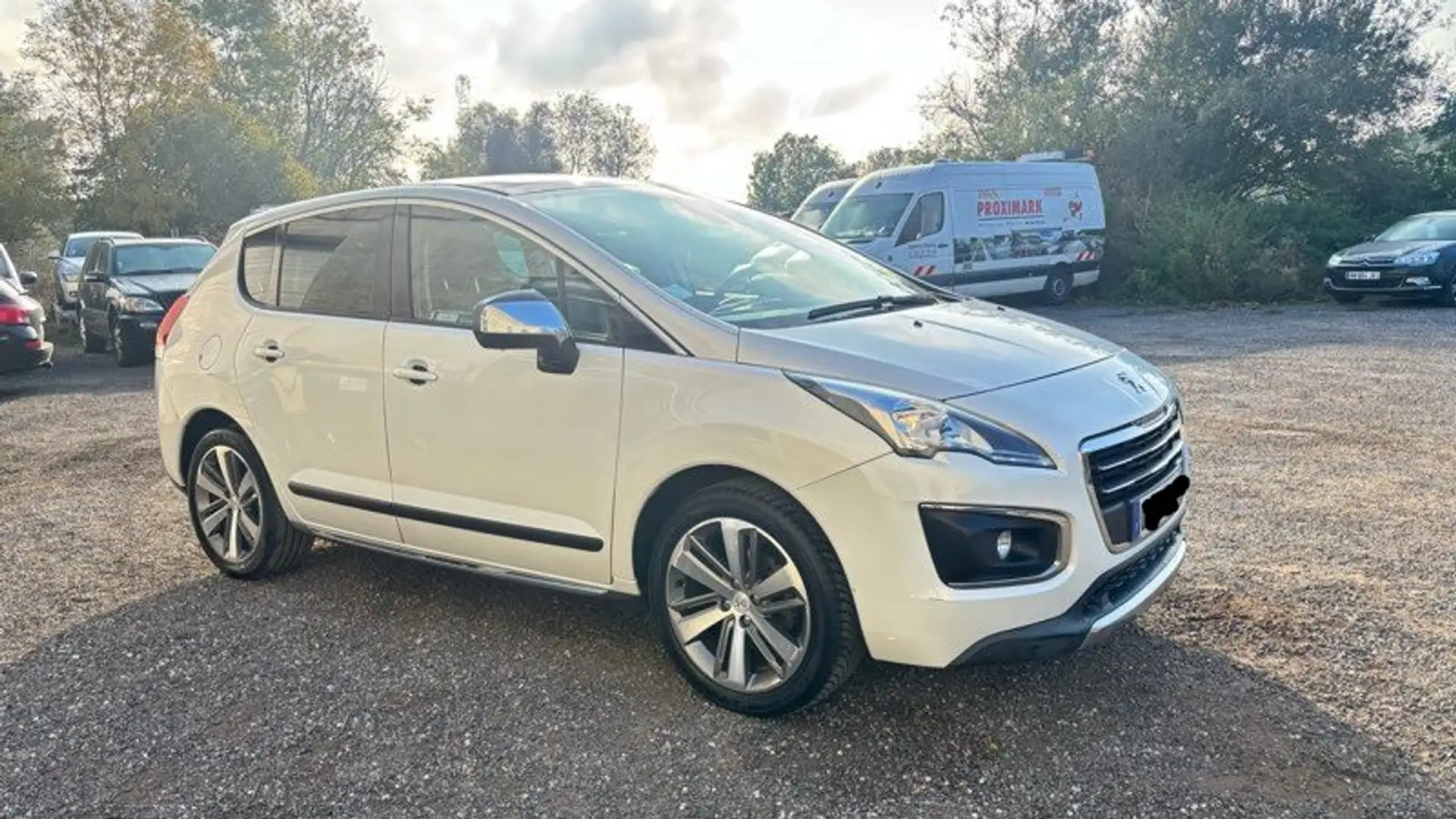 Peugeot 3008 3008 1.6 HDi 16V 110ch FAP Premium Pack Blanc - 1