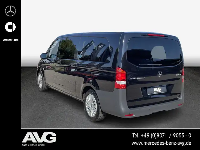 Mercedes-Benz Vito view 4