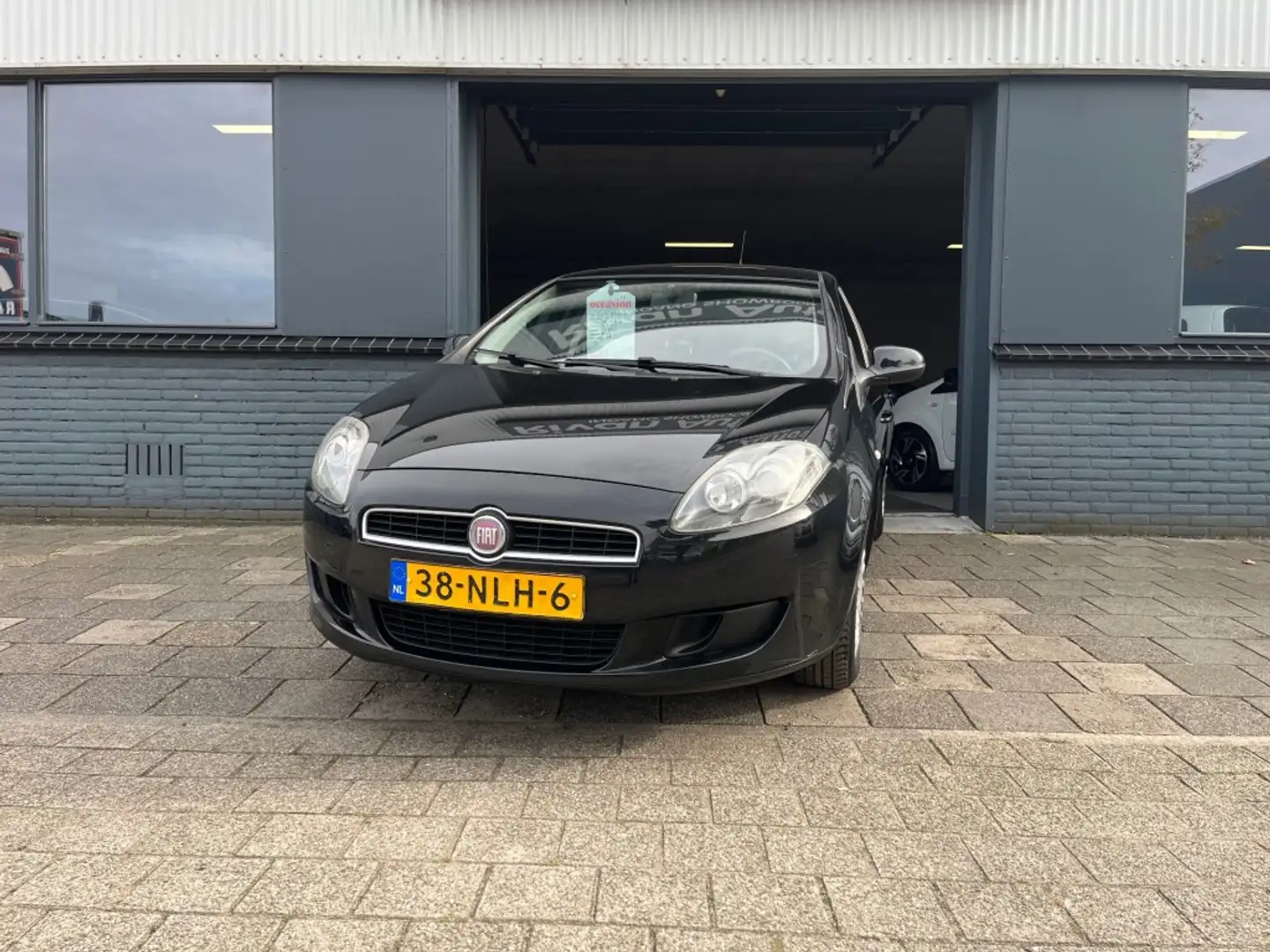 Fiat Bravo 1.4 ACTUAL Schwarz - 2