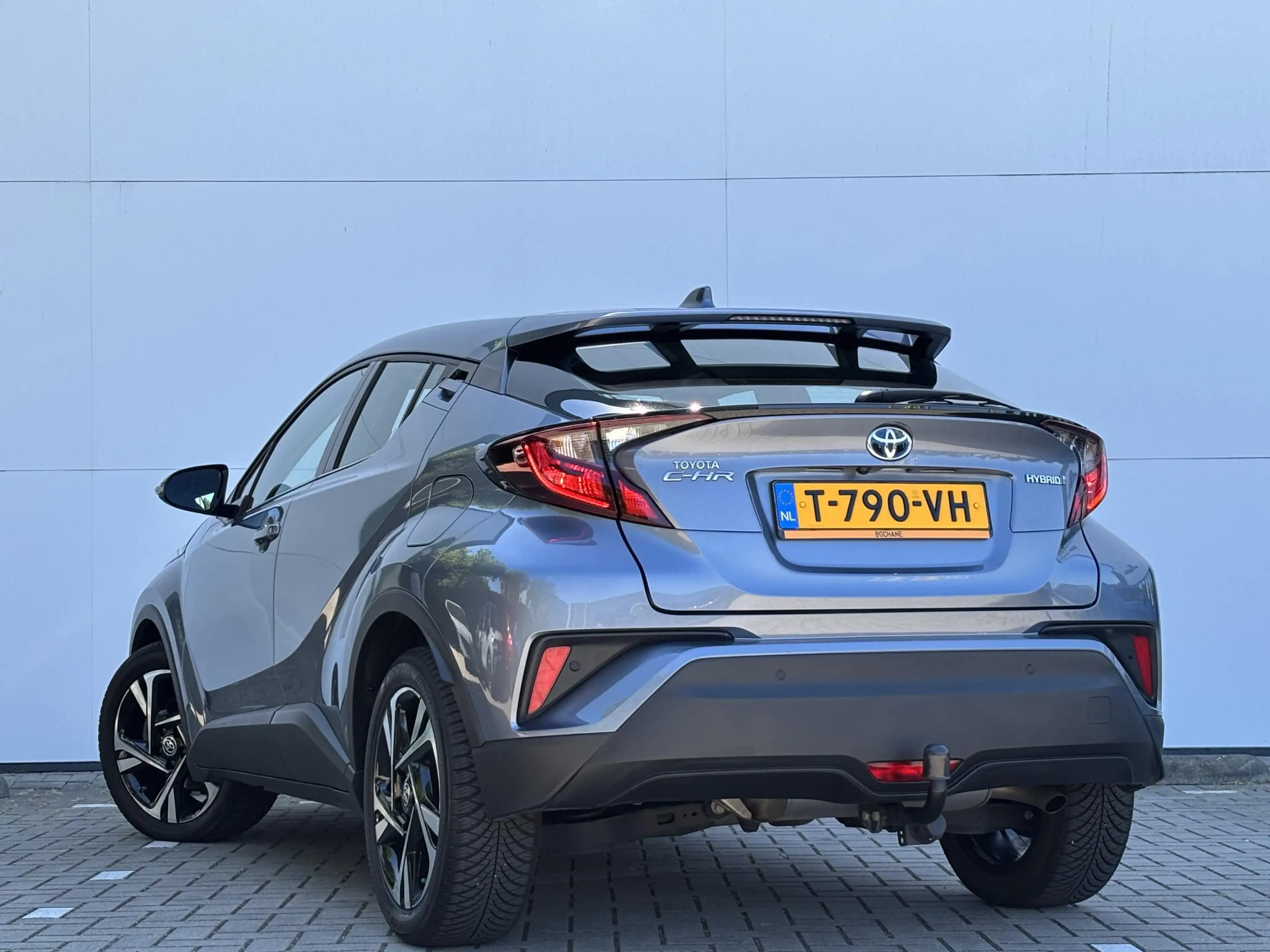 Toyota C-HR 1.8 Hybrid Dynamic l Apple Carplay/Android Auto l — photo 6