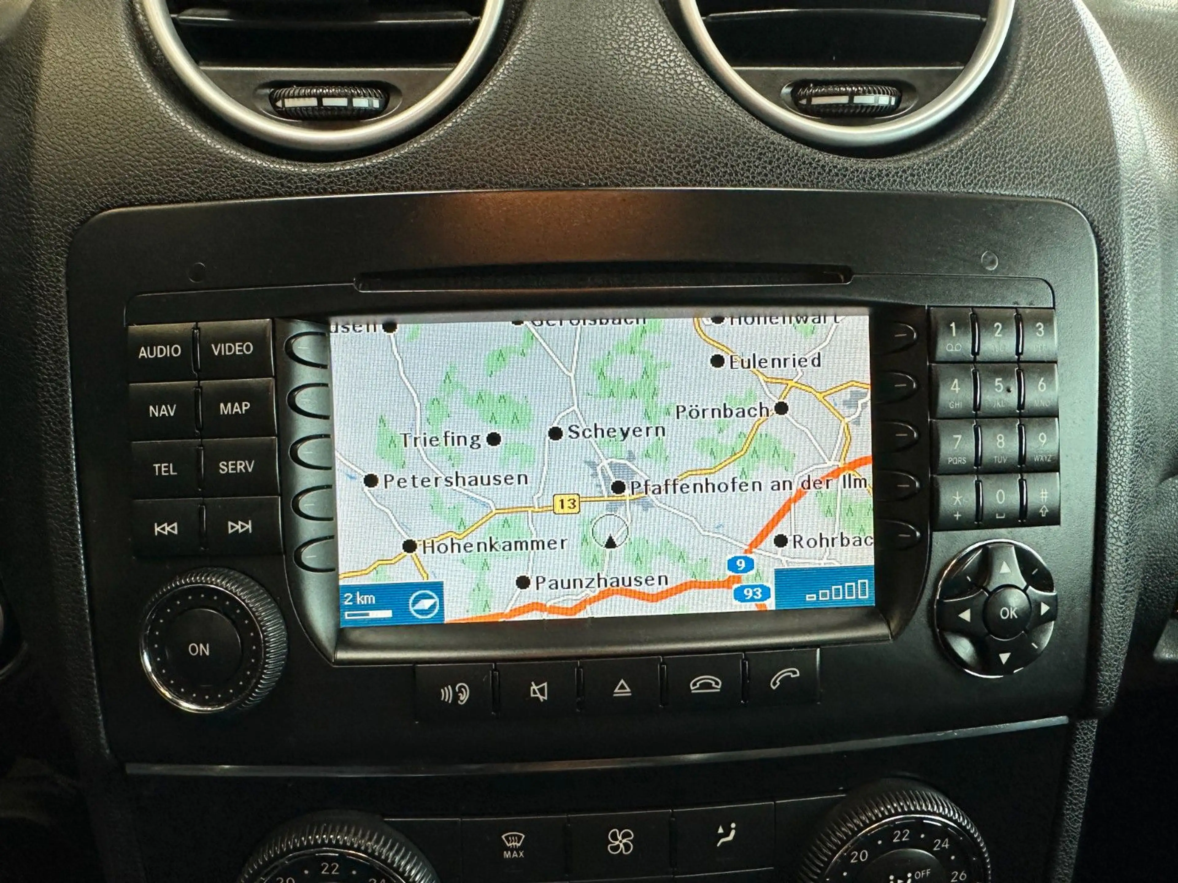 Mercedes-Benz ML 320 *KEYLESS*HARMANKARDON*AMG*TEMPO*NAV* — photo 15