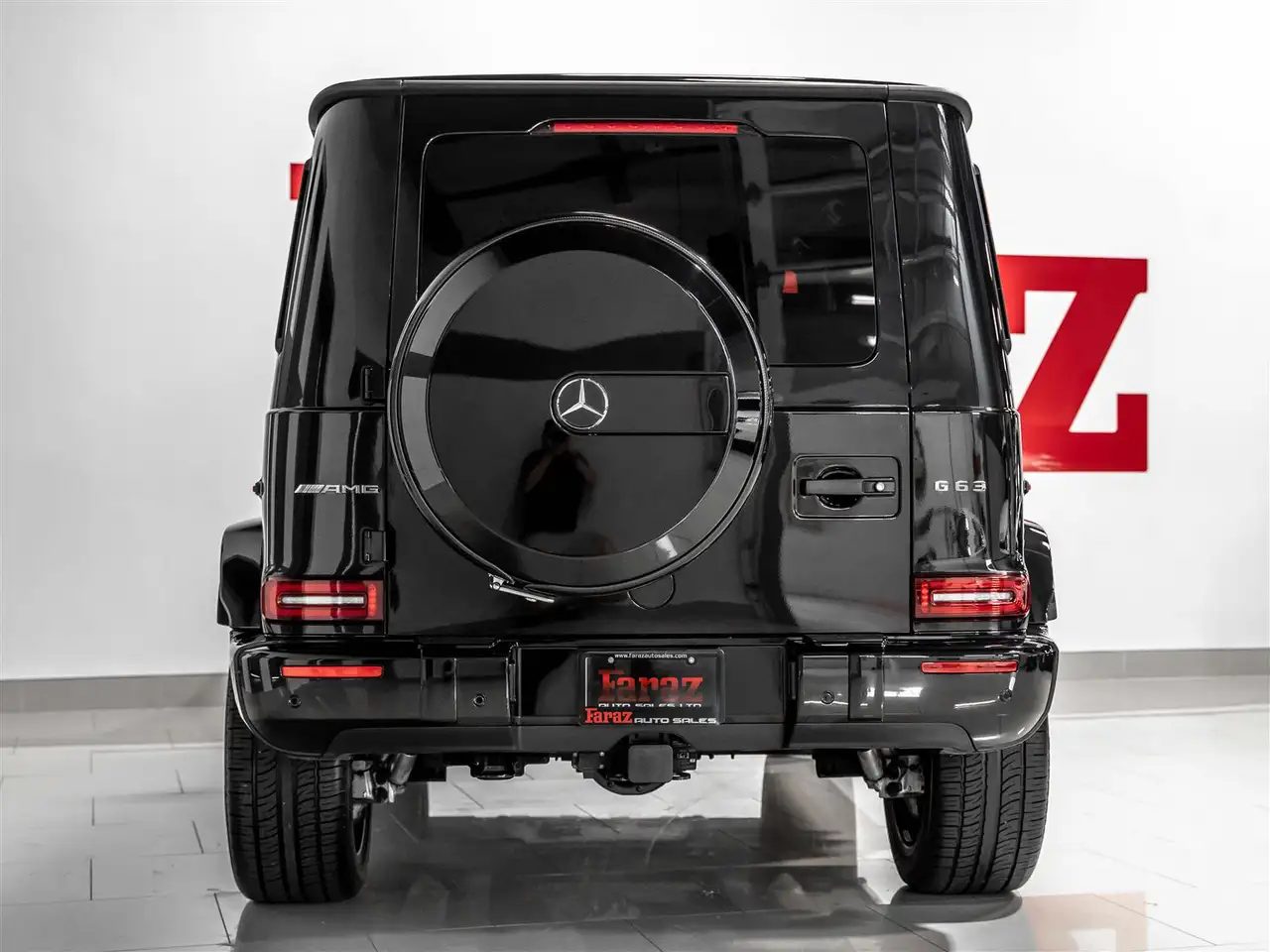 Mercedes-Benz G-Class снимка Mercedes-Benz G-Class