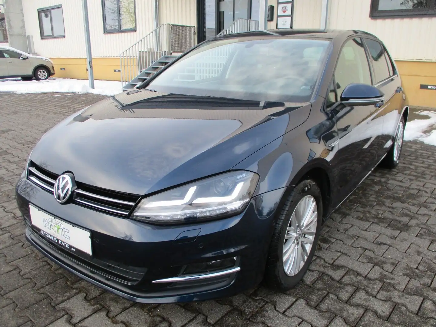 Volkswagen Golf 7 LED* DSG Automatikgetr.* Original Kilom. Blau - 1