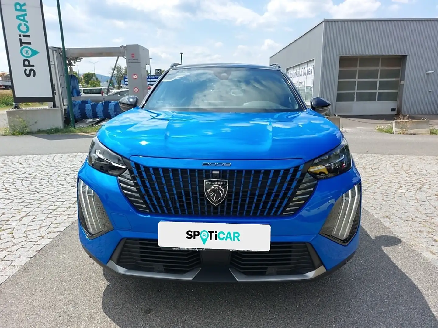 Peugeot 2008 GT PT 130 EAT8 Blau - 2