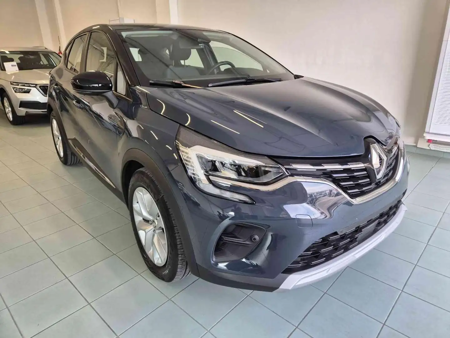 Renault Captur TCe 100 CV GPL FAP Business Bleu - 2