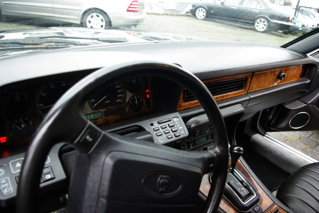 Jaguar XJ12 6.0 H Kennzeichen, foto 11