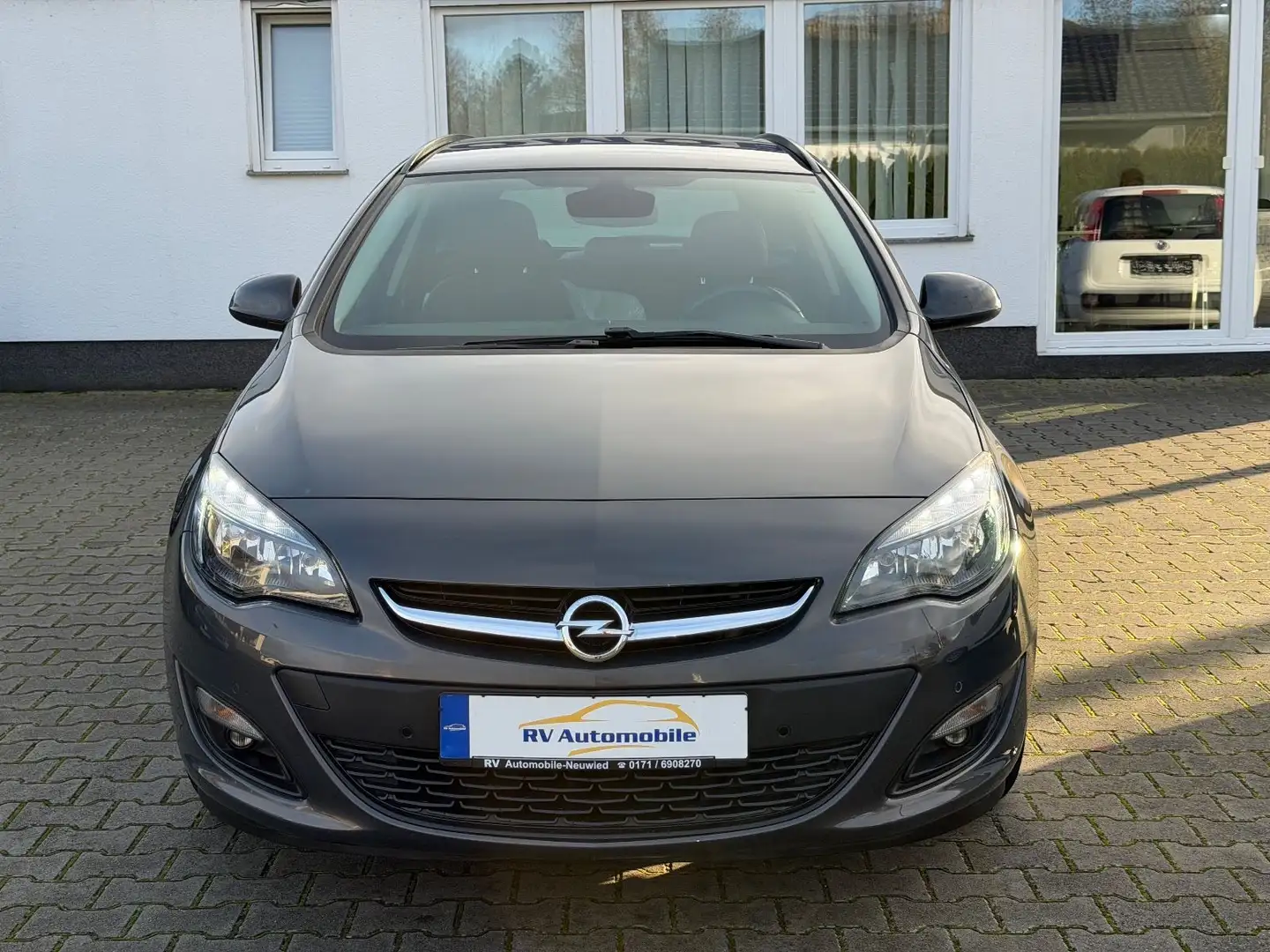 Opel Astra J Sports Tourer Style Grau - 2