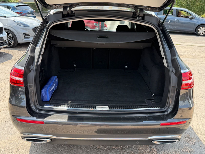 Mercedes-Benz E 400 E T-Modell E 400 d 4Matic — photo 15