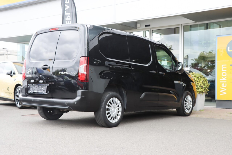Toyota Proace City VAN L2H1 1.2T MT6 110PK |3PL|CARPLAY|CAMERA| — photo 3