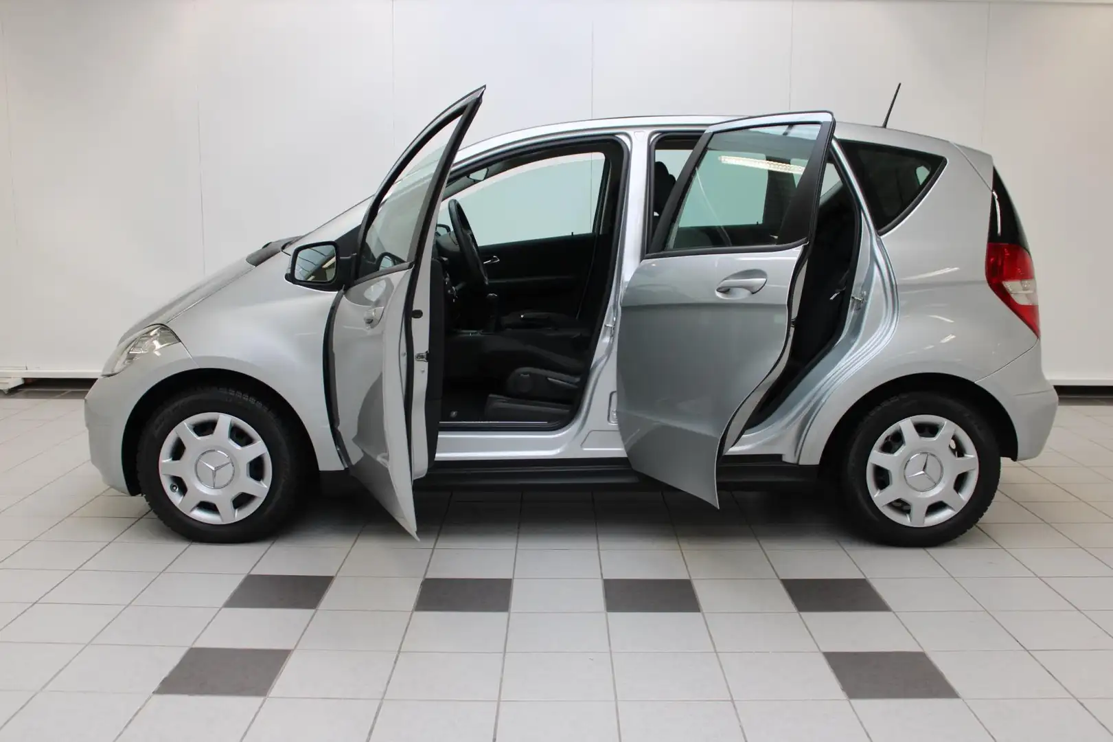 Mercedes-Benz A 160 BlueEFFICIENCY Business Class - NAP, Trekhaak en 1 Grijs - 2