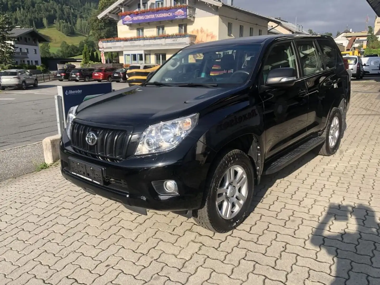Toyota Land Cruiser Landcruiser 300 3,0 D-4D 190 DPF City Aut. Noir - 1