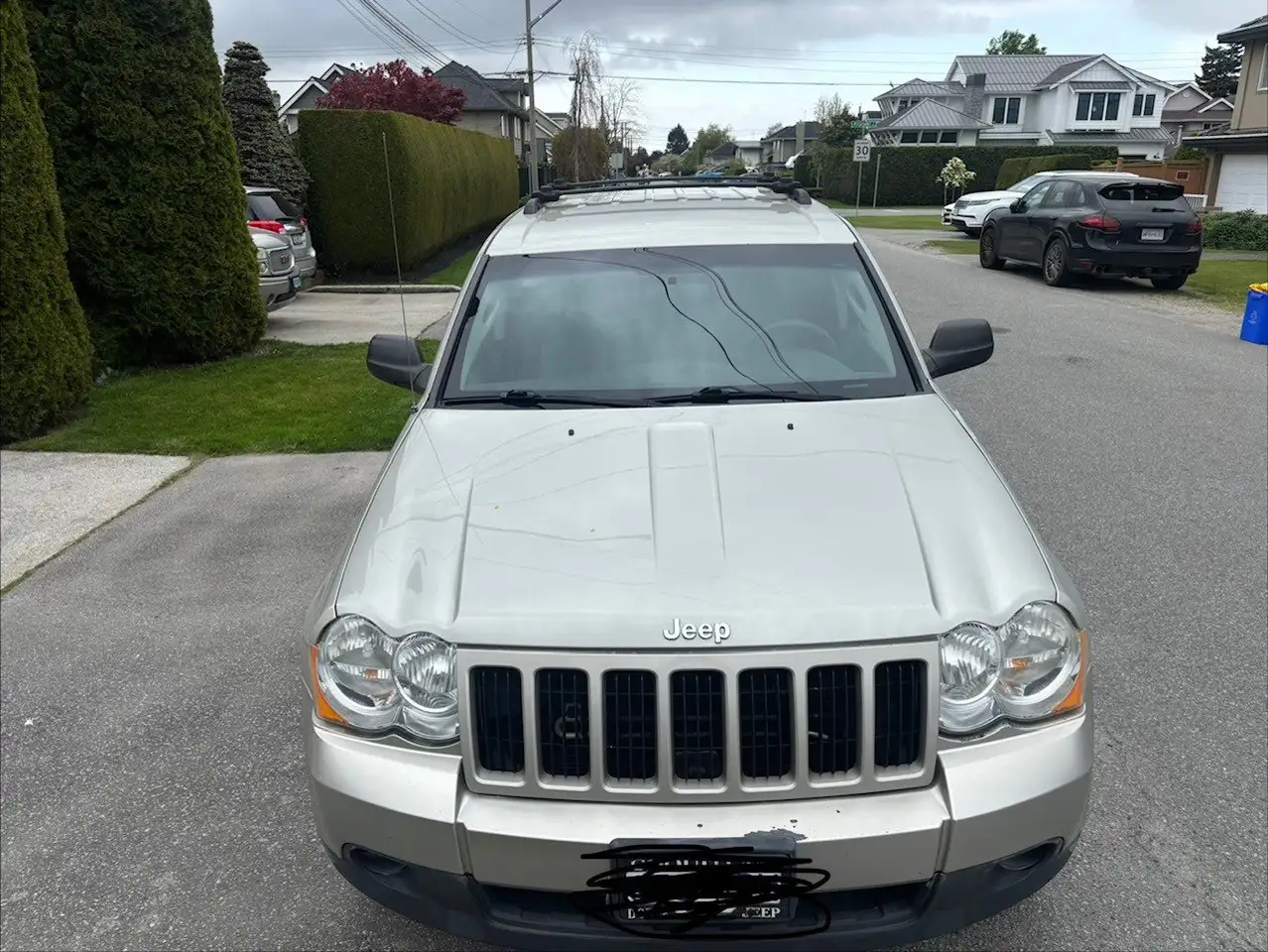 Jeep Grand Cherokee снимка Jeep Grand Cherokee