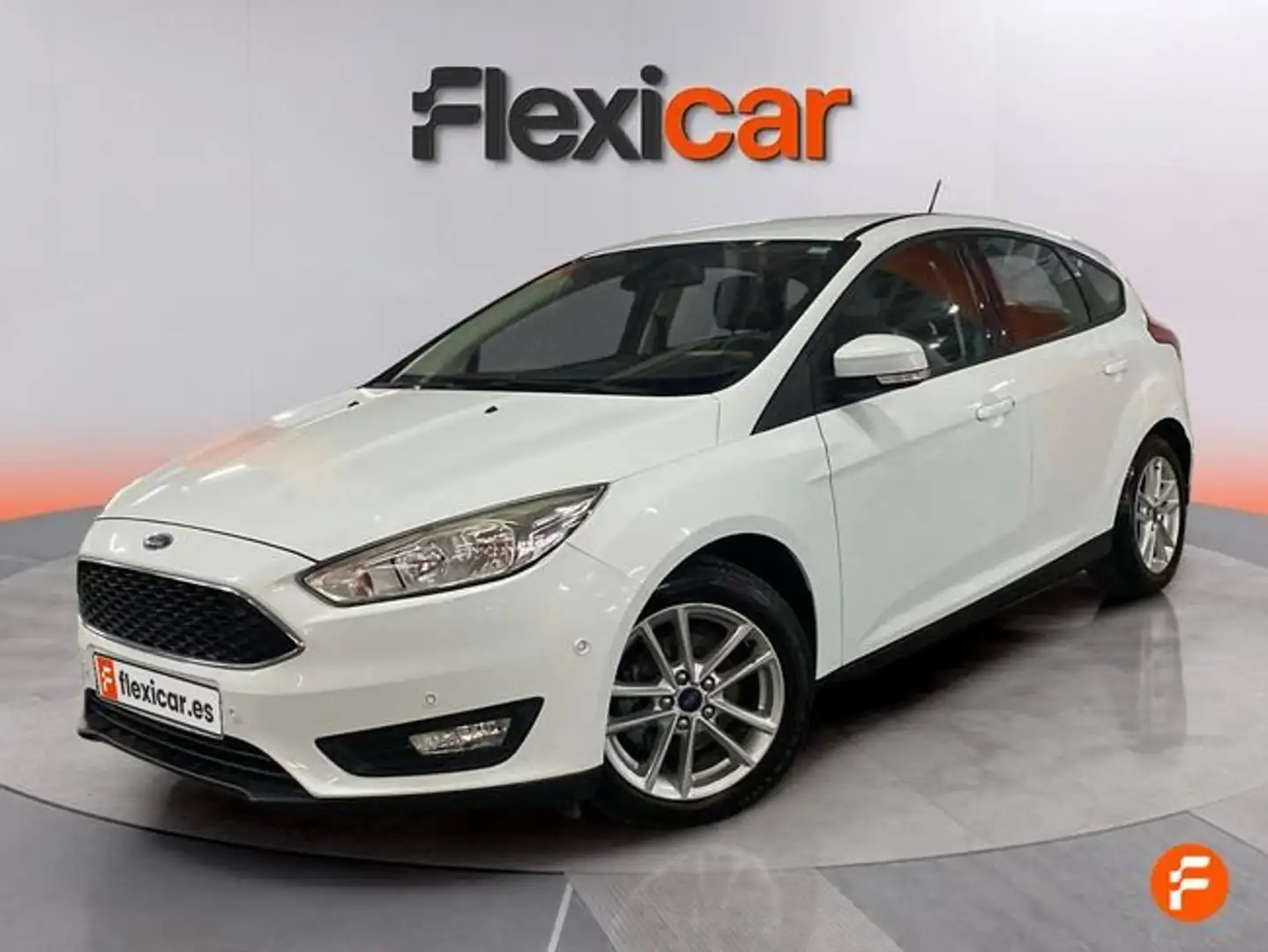 Ford Focus 1.0 Ecoboost Auto-S&S Trend 100 Blanco - 2