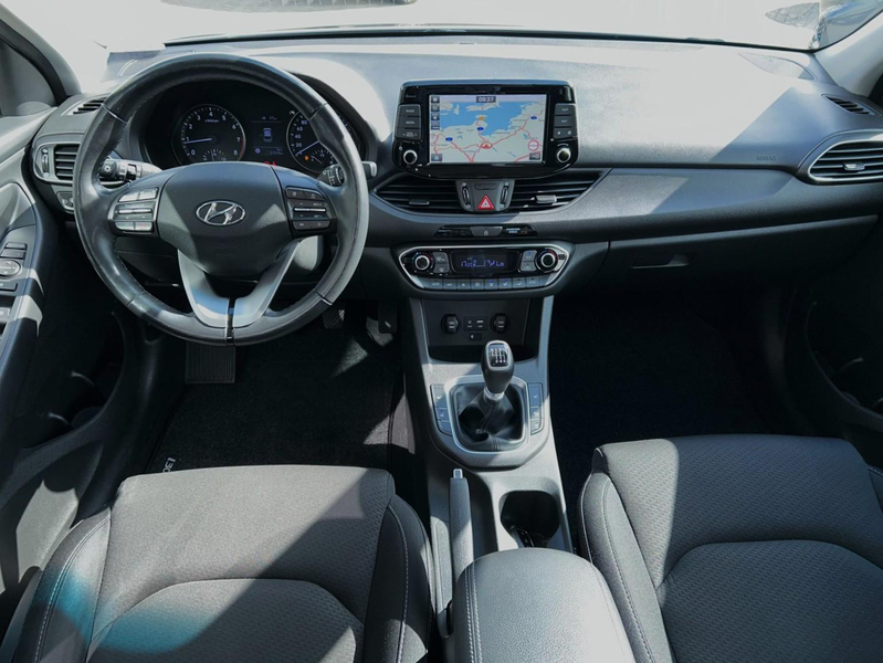 Hyundai i30 Kombi 1.4 Trend Navigations-,Komfort-Paket — photo 8