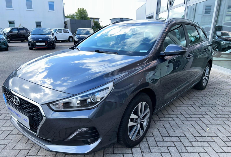 Hyundai i30 Kombi 1.4 Trend Navigations-,Komfort-Paket — photo 3