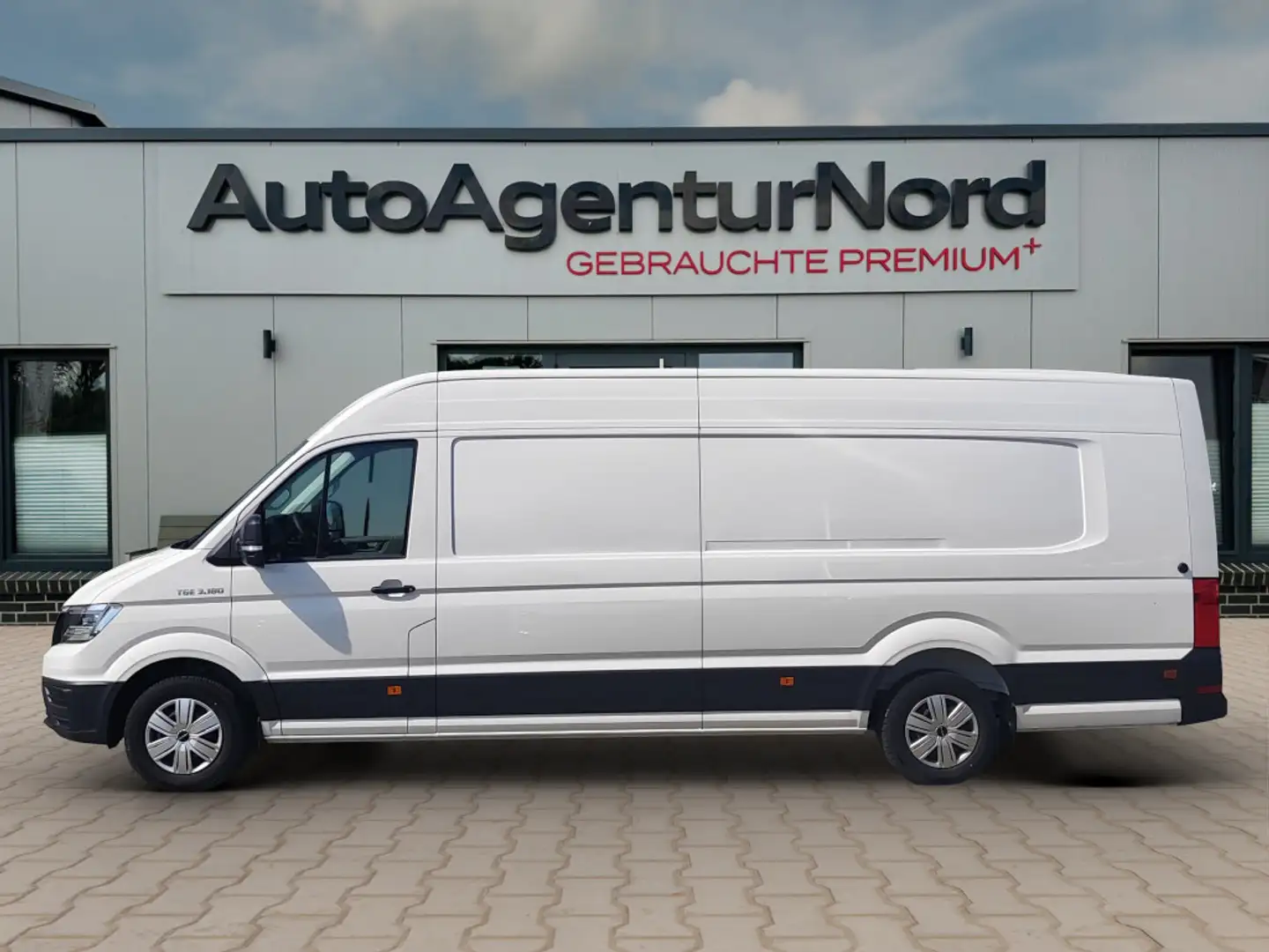 MAN TGE Kasten 2.0 TDI DSG L5H3 NAVI+LED+KAMERA+TEMP Bílá - 2