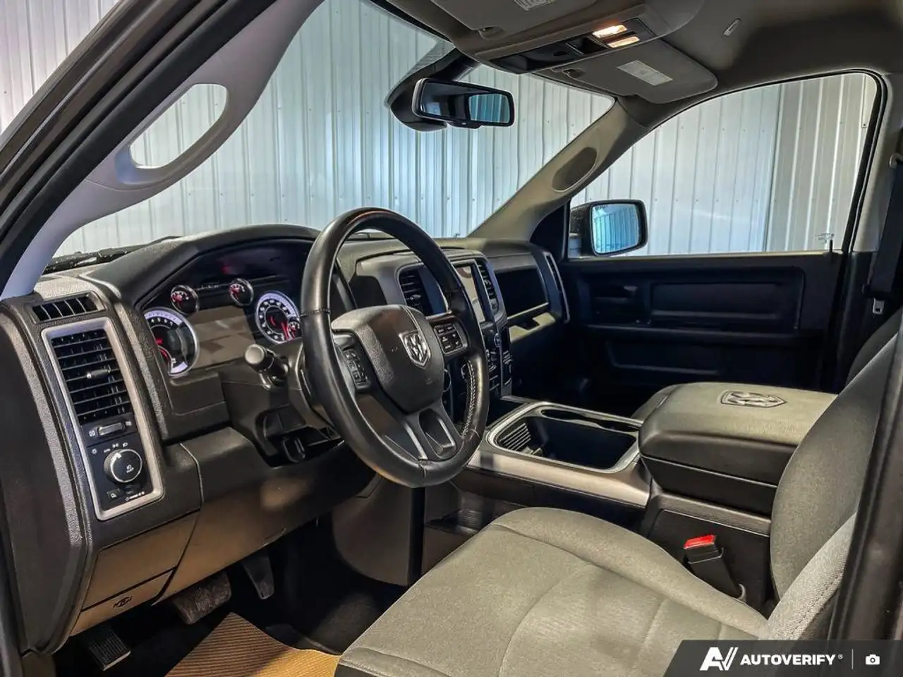 RAM 1500 снимка RAM 1500