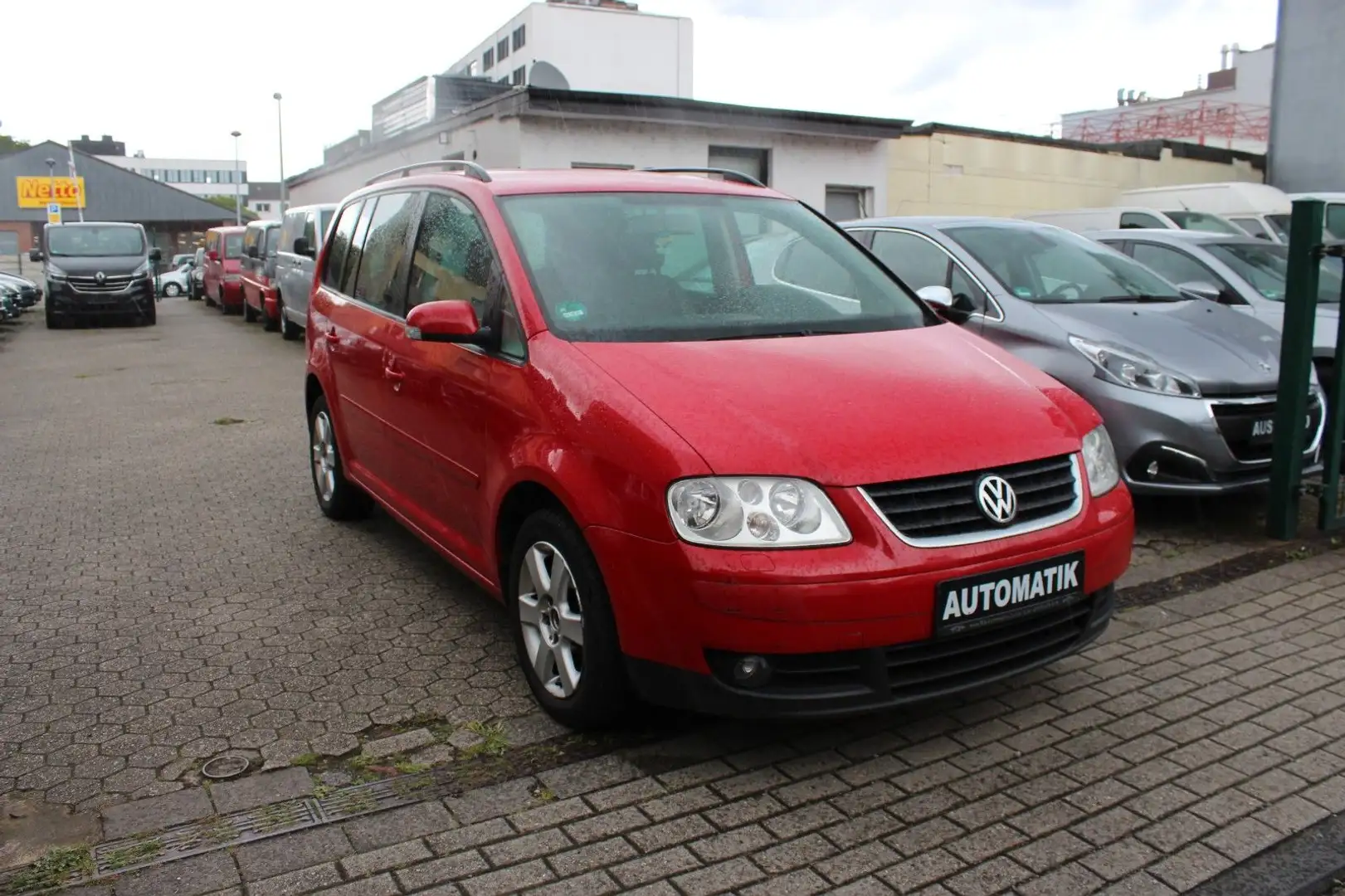 Volkswagen Touran Highline/Scheckheft/Klima/AHK/S.Hzn/Tüv Rood - 2