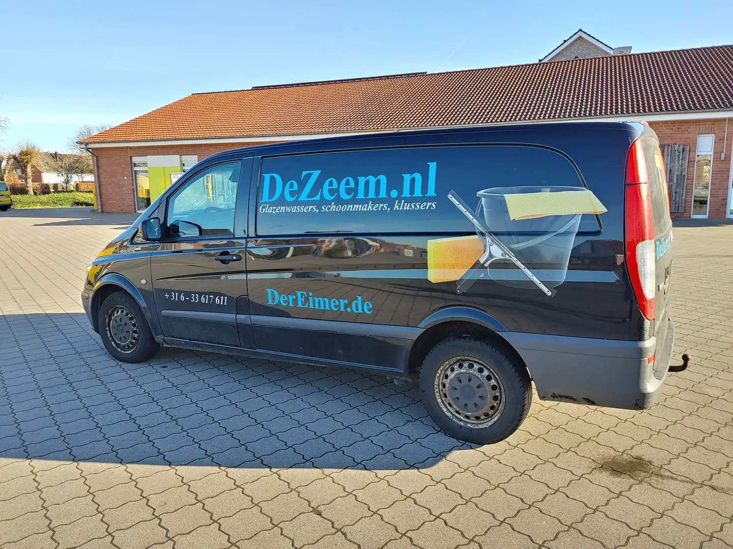 Mercedes-Benz Vito 116 CDI Kompakt Aut. Zwart - 1