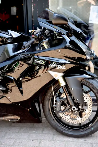 Kawasaki Ninja ZX-10R - foto 4