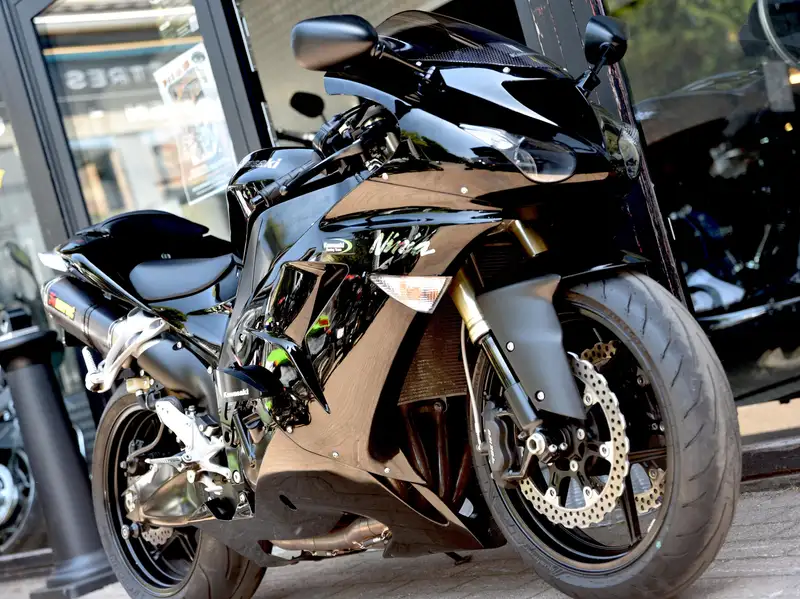 Kawasaki Ninja ZX-10R - foto 5