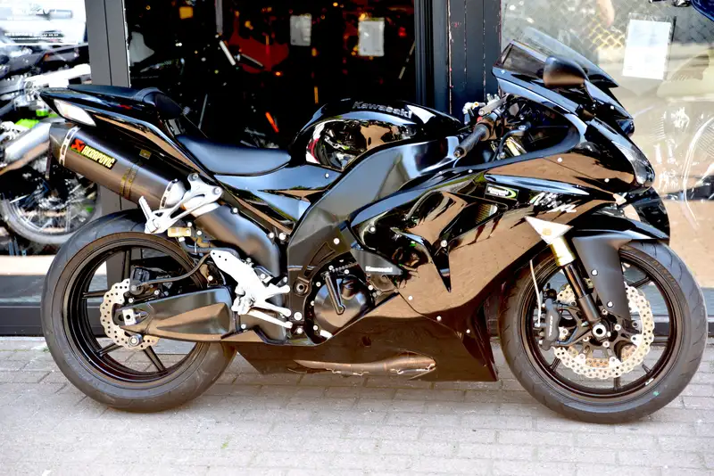 Kawasaki Ninja ZX-10R - foto 2
