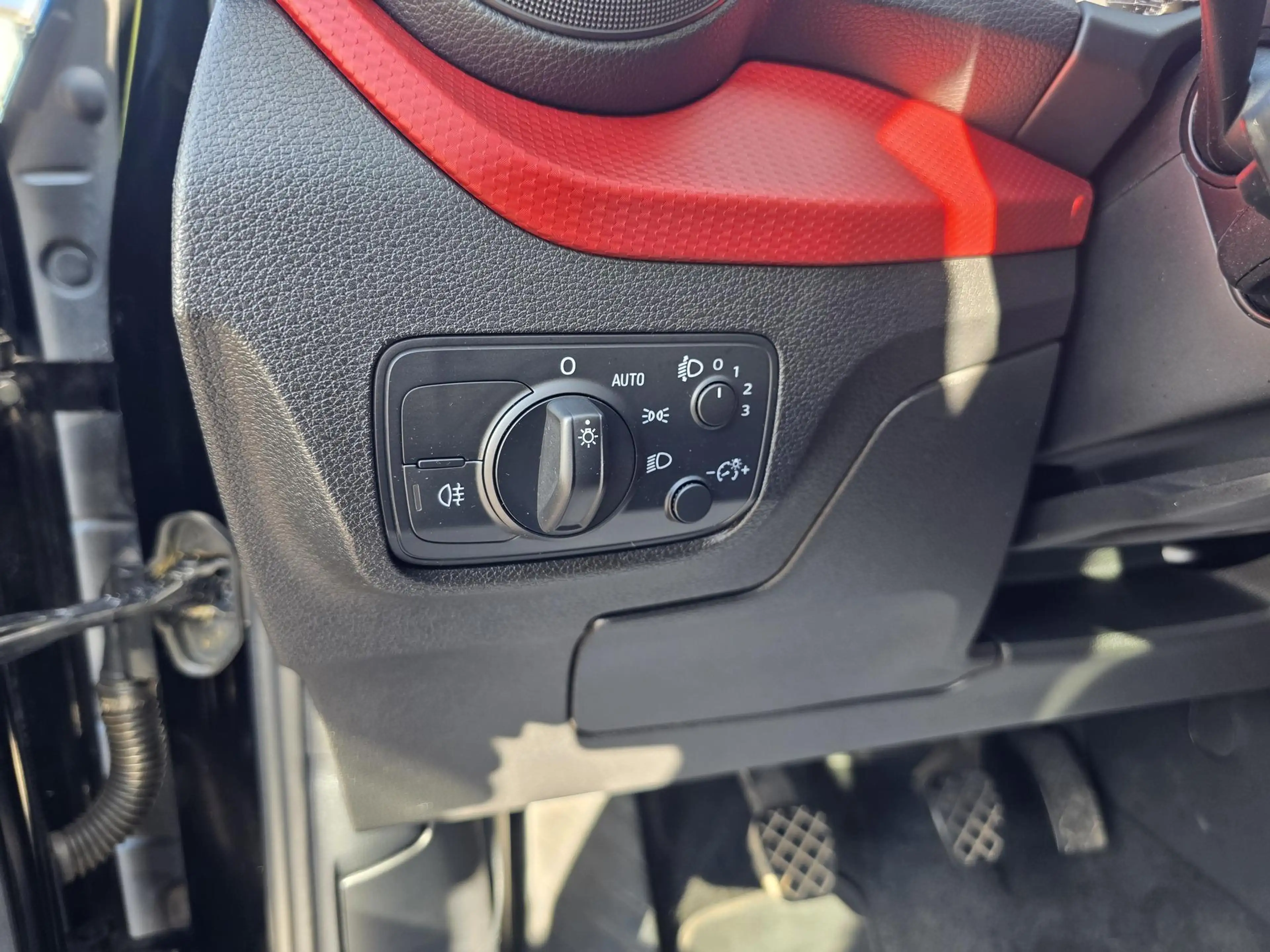 Audi Q2 Sport 1.4 TFSI 150PS | 37TKM HU NEU SHZ PDC 110... — photo 11